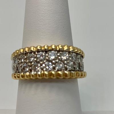 LOT 34: 14k 8.25g Diamond Two-Tone Yellow & White Gold Ring - Size 7