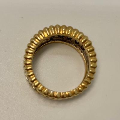 LOT 34: 14k 8.25g Diamond Two-Tone Yellow & White Gold Ring - Size 7