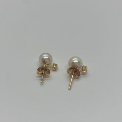 LOT 37: 14k 1.06g tw Culture Pearl w/Diamond Chip Pierced Post Earrings