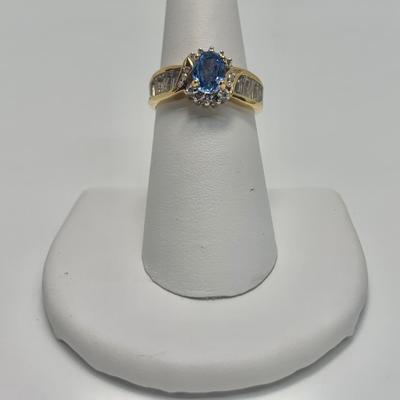 LOT 40: 14k 3.65g Sapphire Diamond Halo & Baguette's - Size 7.5