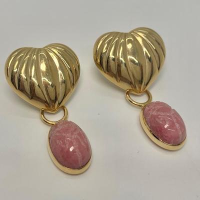 LOT 41: 14k 2.66g Heart Pierced Earrings w/Removable Rose Quartz Scarab Danglers 4.20g tw