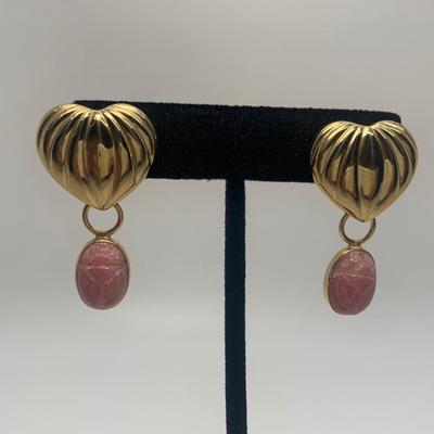 LOT 41: 14k 2.66g Heart Pierced Earrings w/Removable Rose Quartz Scarab Danglers 4.20g tw