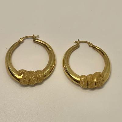 LOT 43: 18k SLC 4.9g Druzy Hoops