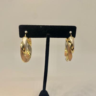 LOT 44:  18k 6g Tri Color Italy Hoops