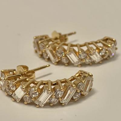 LOT 45: 14k 3.64g Round & Bagguette 1/2 Hoop CZ Pierced Earrings