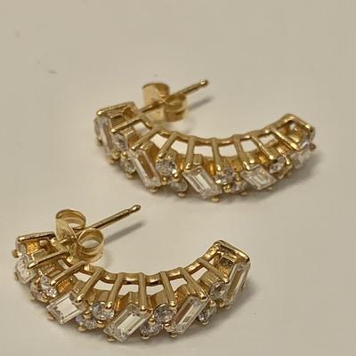 LOT 45: 14k 3.64g Round & Bagguette 1/2 Hoop CZ Pierced Earrings
