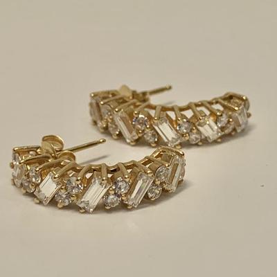 LOT 45: 14k 3.64g Round & Bagguette 1/2 Hoop CZ Pierced Earrings