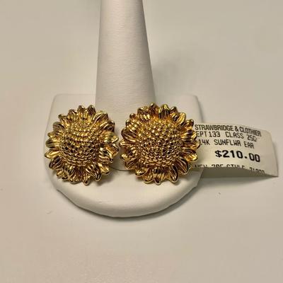 LOT 48: 14k 3.8g New Sunflower Pierced Post Earrings