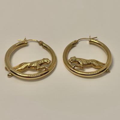 LOT 49: 14k 4.1g Yellow Gold Cougar Pierced Hoops