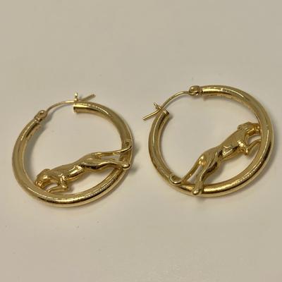 LOT 49: 14k 4.1g Yellow Gold Cougar Pierced Hoops