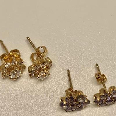 LOT 51: 14k 2.4g TW   Tanzanite & White Topaz, 2 Pair