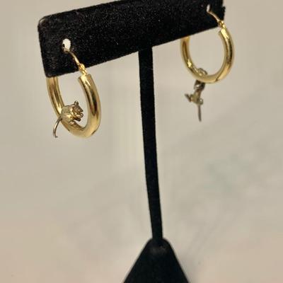 LOT 53:  14k PRD SS 2.7g TW Cat & Mouse Hoop Pierced Earrings
