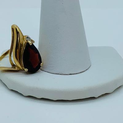 LOT 81: Garnet & Diamond Chip 10K Gold Teardrop Ring - Size 6.5 - 4.1 gtw