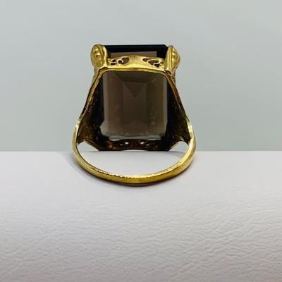 LOT 86: Brown Topaz & 14K Gold Cocktail Ring - Size 7.5 - 5.79 gtw