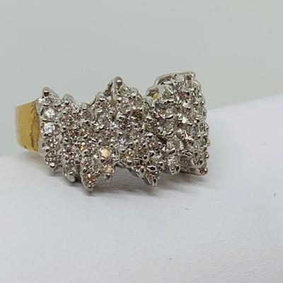 LOT 90: Diamond Cluster Ring - 14K Gold - Size 7 - 5.11 gtw