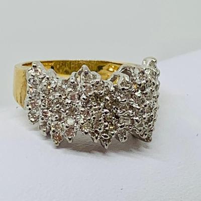 LOT 90: Diamond Cluster Ring - 14K Gold - Size 7 - 5.11 gtw