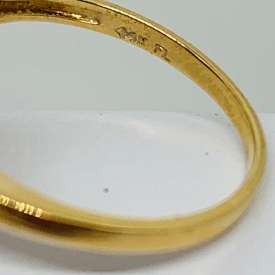 LOT 92: Oval Garnet  14K Gold Size 7 Ring - 3.54 gtw
