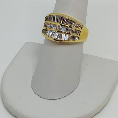 LOT 95: 14K Gold & CZ Size 8 Ring - 9.49 gtw