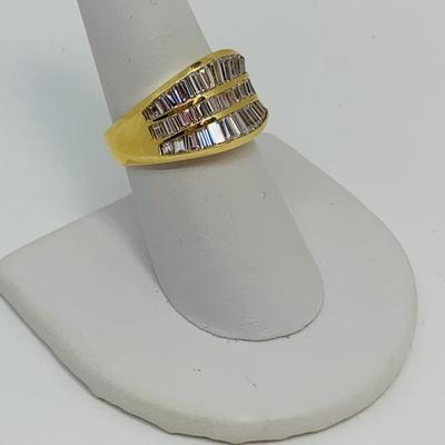 LOT 95: 14K Gold & CZ Size 8 Ring - 9.49 gtw