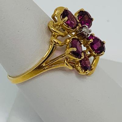 LOT 96: 14K Gold and Pink/Purple Sapphire w/ Diamond Chips Ring - Size 7 - 3.58 gtw