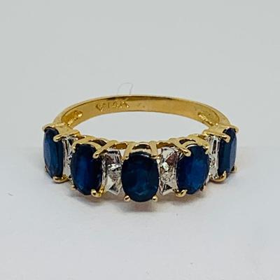 LOT 104: 14K Gold Ring - Blue Sapphire w/ Diamond Accents - Size 8 - 3 gtw