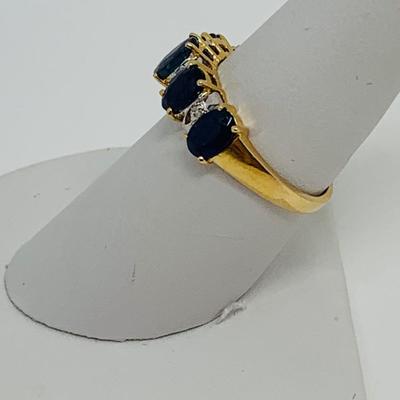 LOT 104: 14K Gold Ring - Blue Sapphire w/ Diamond Accents - Size 8 - 3 gtw