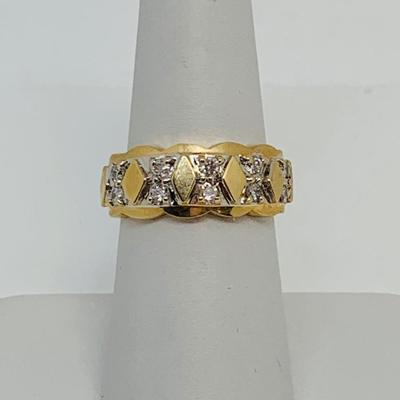 LOT 105: 14K Gold Size 7 Diamond Ring - 6.01 gtw