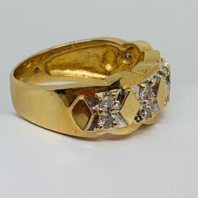 LOT 105: 14K Gold Size 7 Diamond Ring - 6.01 gtw