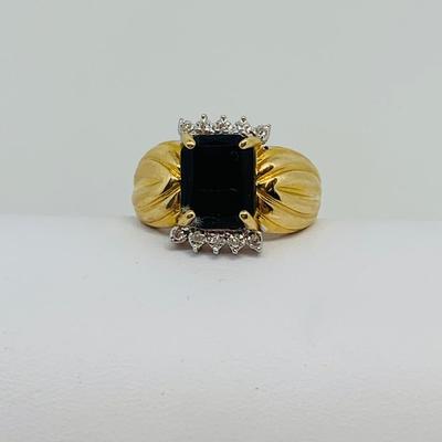 LOT 107: Black Onyx & Diamonds 14K Gold Size 7 Ring - 5 gtw