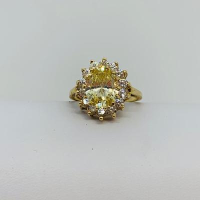 LOT 109: 14K Gold  Lemon Citrine with CZ halo  Size 6 Ring - 5 gtw