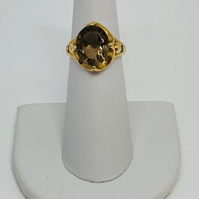 LOT 113: Smoky Topaz 14K Gold Ring -Size 8 - 4.86 gtw