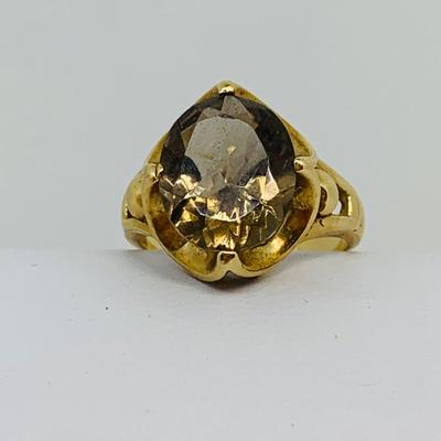 LOT 113: Smoky Topaz 14K Gold Ring -Size 8 - 4.86 gtw