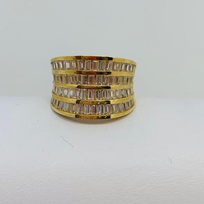 LOT 114: 14K Gold & CZ Size 8.5 Ring - 6.88 gtw