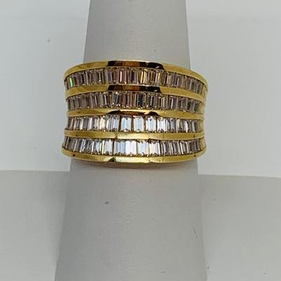 LOT 114: 14K Gold & CZ Size 8.5 Ring - 6.88 gtw