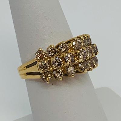 LOT 119: Diamond Cluster Ring - 14K Gold - Size 7 - 5.72 gtw