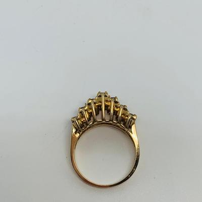 LOT 119: Diamond Cluster Ring - 14K Gold - Size 7 - 5.72 gtw