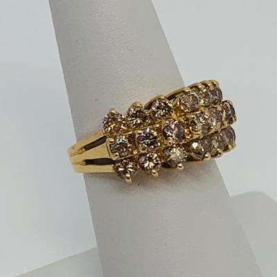 LOT 119: Diamond Cluster Ring - 14K Gold - Size 7 - 5.72 gtw