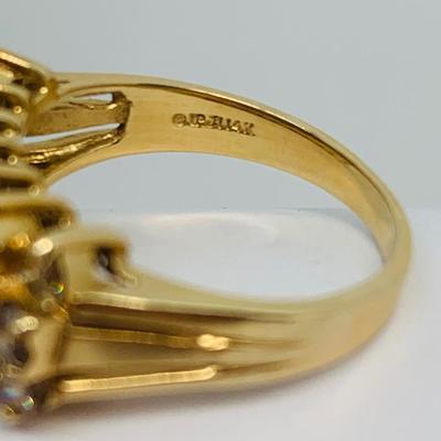 LOT 119: Diamond Cluster Ring - 14K Gold - Size 7 - 5.72 gtw