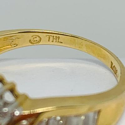 LOT 122: 14K Gold & Green Sapphire Ring - Size 7 - 3.92 gtw