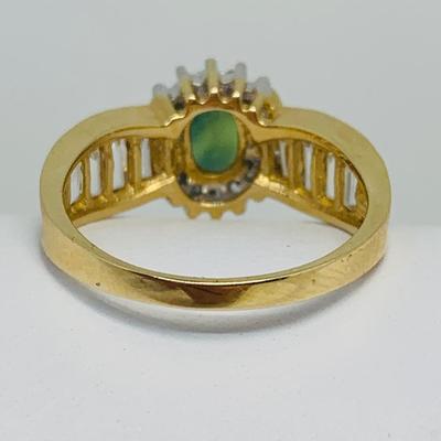 LOT 122: 14K Gold & Green Sapphire Ring - Size 7 - 3.92 gtw