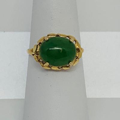 LOT 128: Jade & 14K Gold Ring - Size 6 - 2.42 gtw