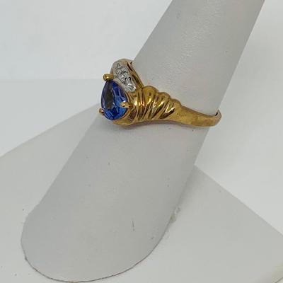 LOT 131:  14K Gold Tanzanite and Diamond Chip Size 7 Ring - 2.51 gtw