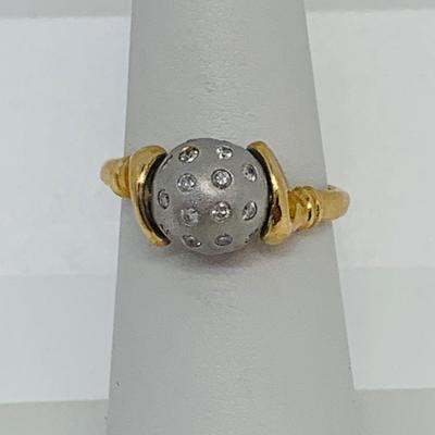 LOT  133: 18K Gold Grey Rolling Ball with Diamonds Ring - Size 6 - 4.62 gtw