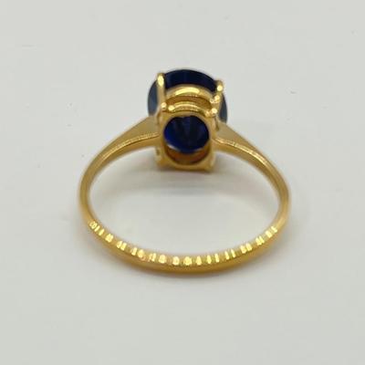 LOT 138: Blue Sapphire 14K Gold Ring - Size 7.5 - 2.31 gtw