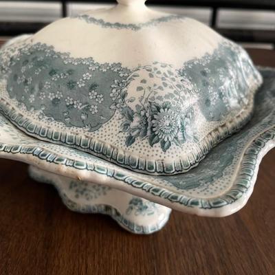Doulton Burslem "Oriel" Covered Server