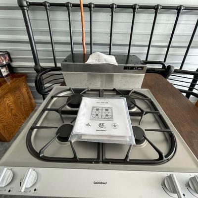 Gaggenau 24"  KG 260-214 Range / Broan 24" Range Hood - Camper or Tiny Home / kitchen