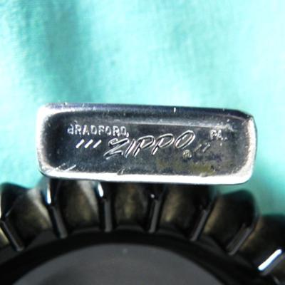 BLACK TABLE LIGHTER AND TIERRA ASHTRAYS