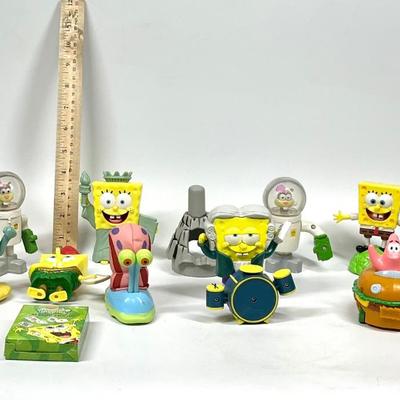 Sponge Bob lot figurine toys, some Happy Meal toys