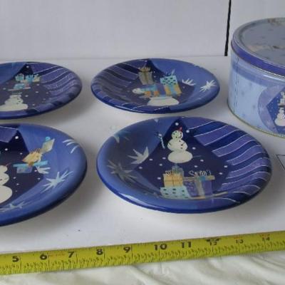 Set of 4 Snowman Theme Plates in Matching Tin, Sakura
