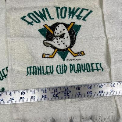 Lot of Mighty Ducks NHL Stanley Cup Playoffs Fowl Towels